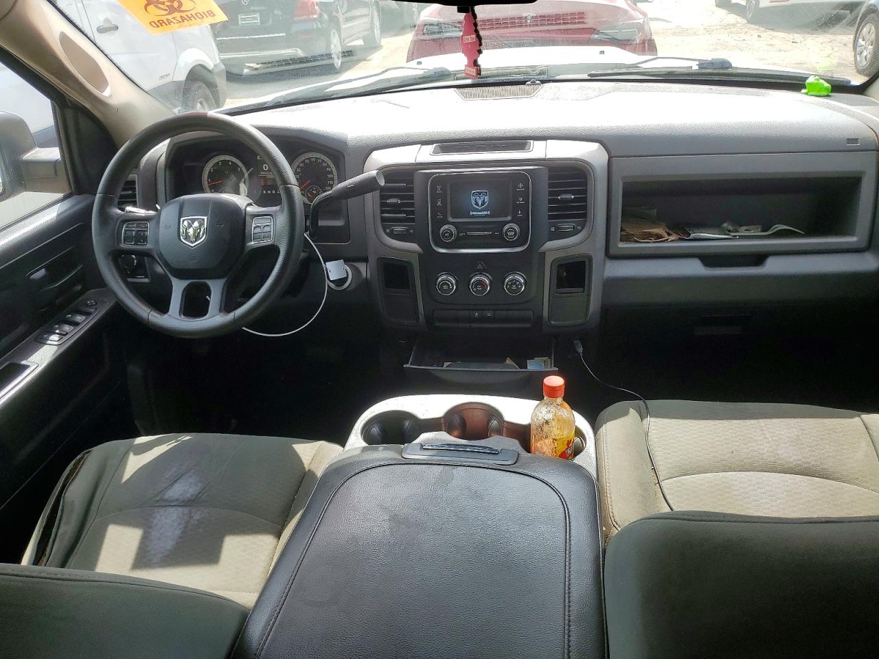 2014 RAM 1500 ST photo 22