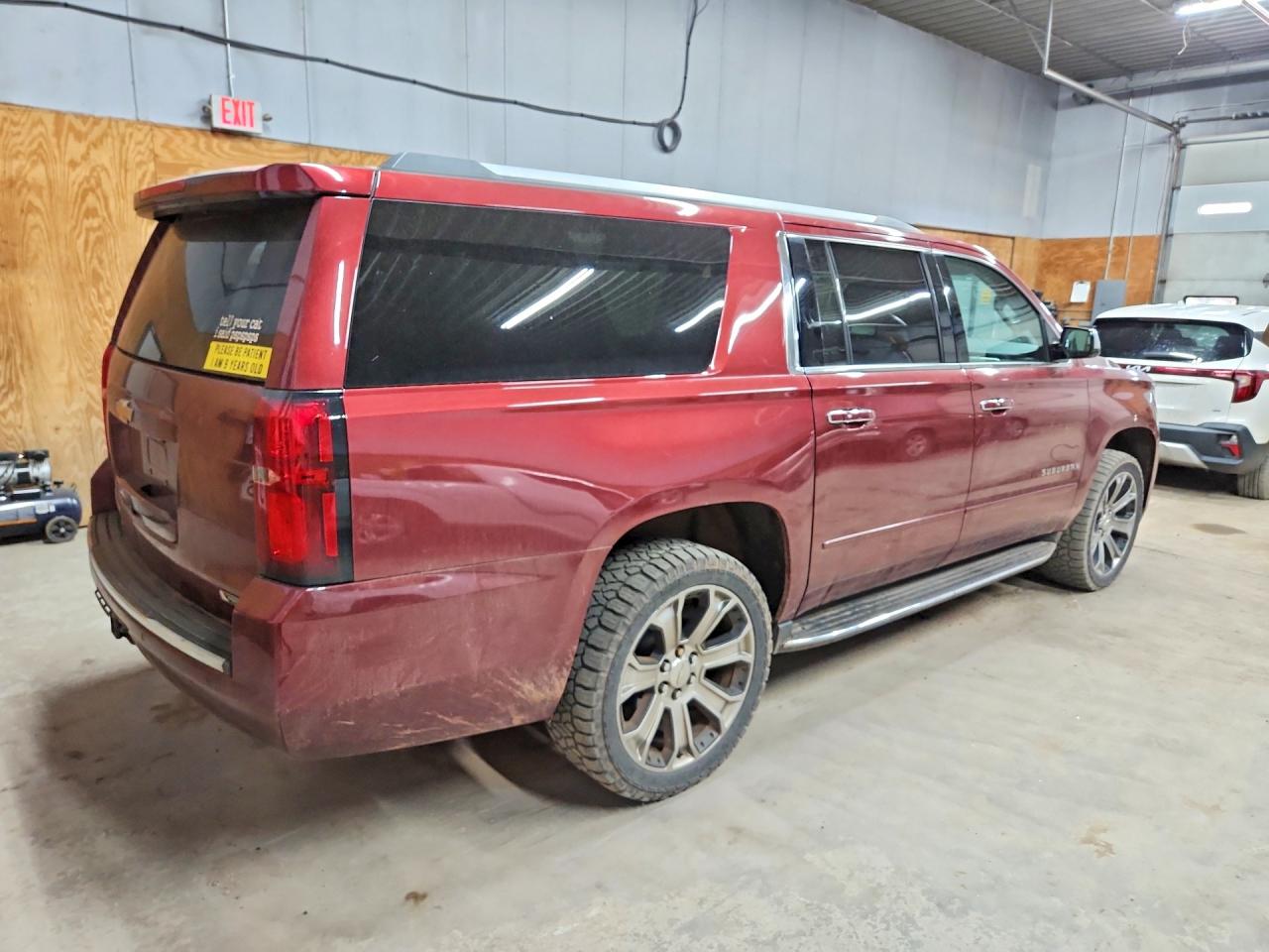 2018 CHEVROLET SUBURBAN K1500 PREMIER photo 5