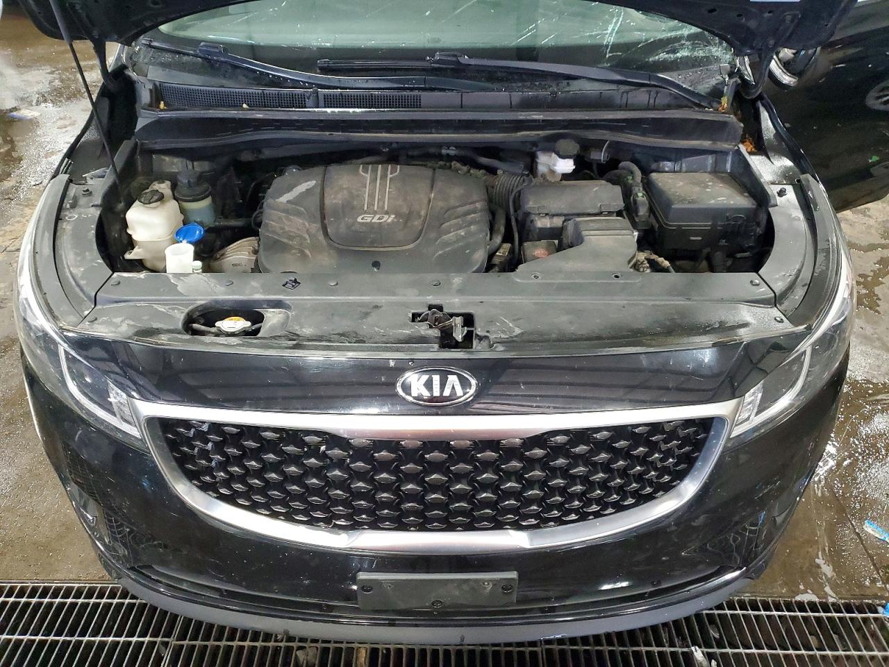 2016 KIA SEDONA LX photo 21