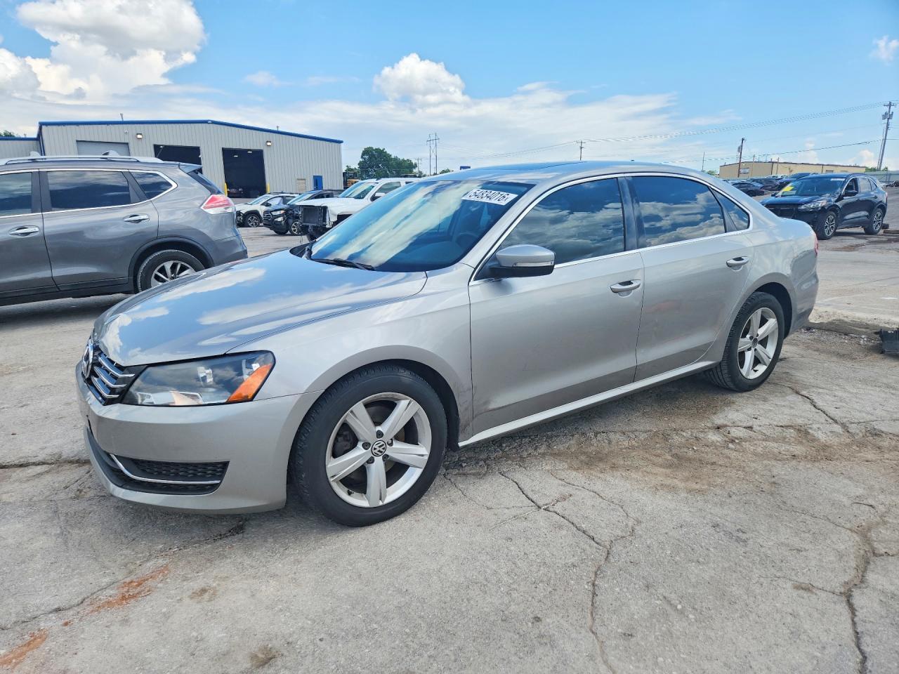 2012 VOLKSWAGEN PASSAT