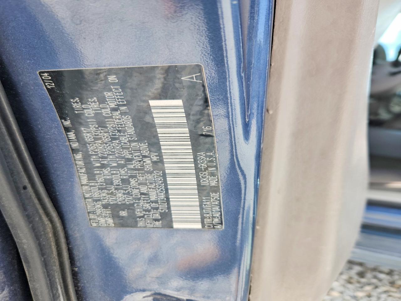 2005 TOYOTA SEQUOIA SR5 photo 25