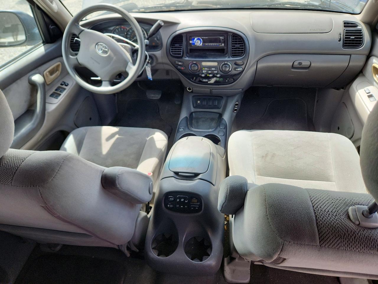 2005 TOYOTA SEQUOIA SR5 photo 15