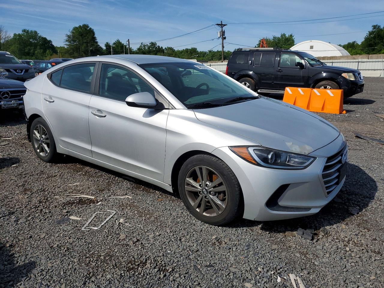 2017 HYUNDAI ELANTRA SE photo 4