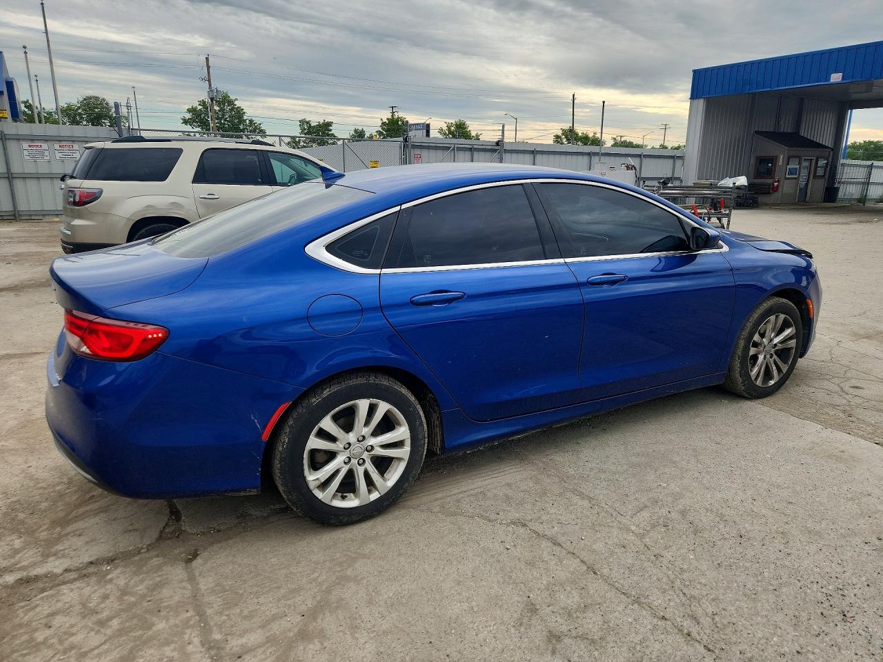 2015 CHRYSLER 200 LIMITED photo 7