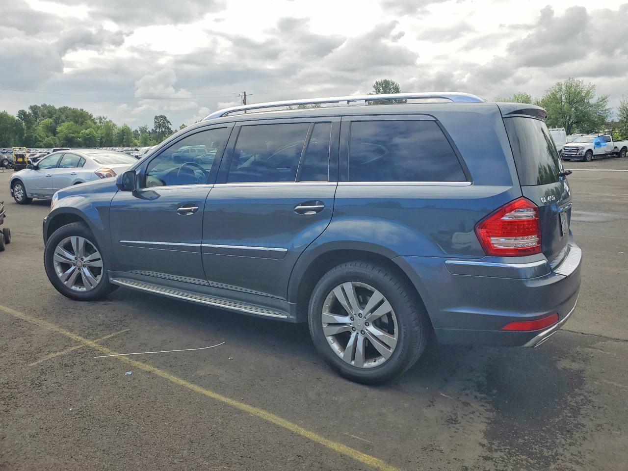 2010 MERCEDES-BENZ GL 450 4MATIC photo 3