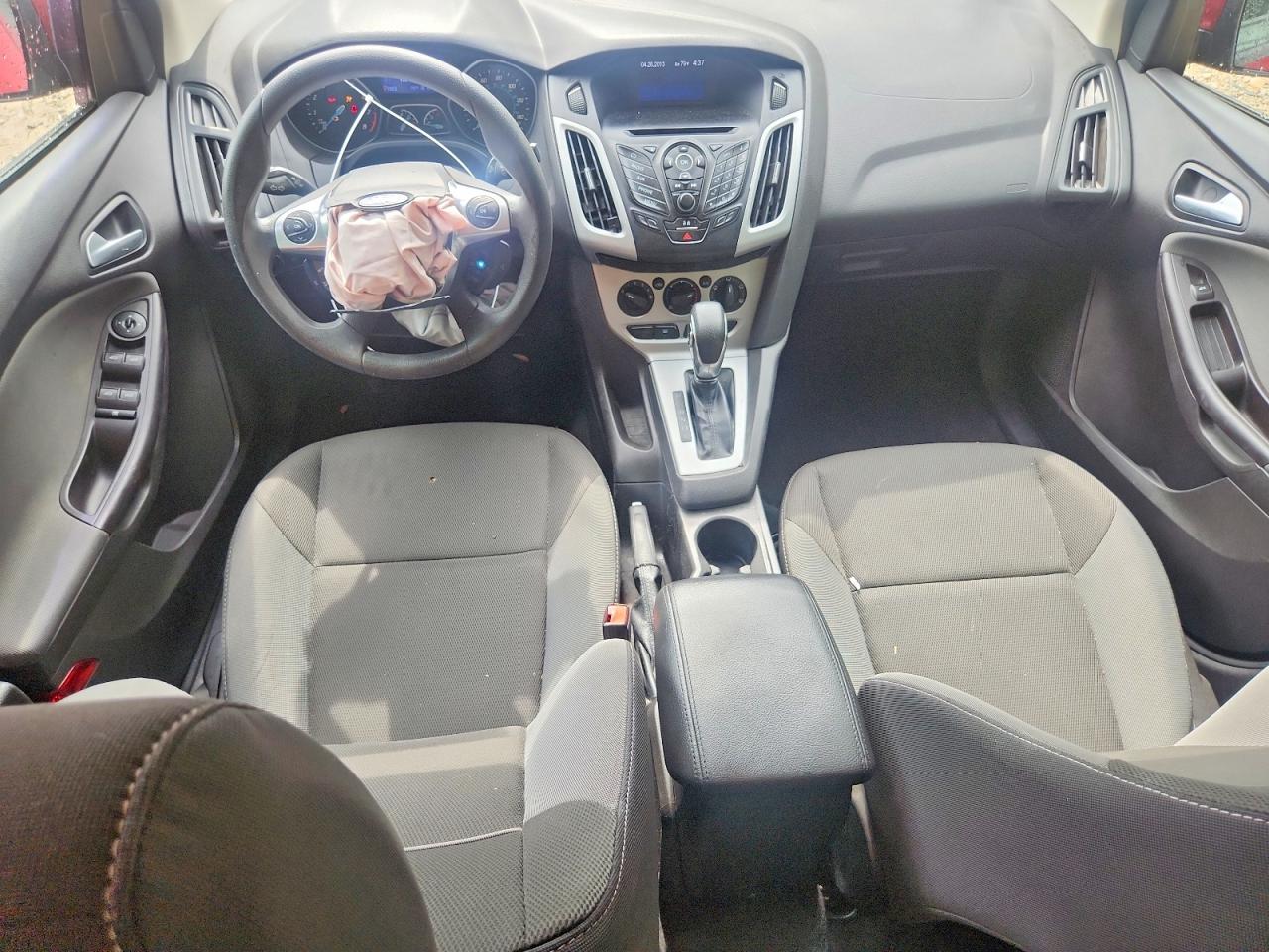 2013 FORD FOCUS SE photo 22