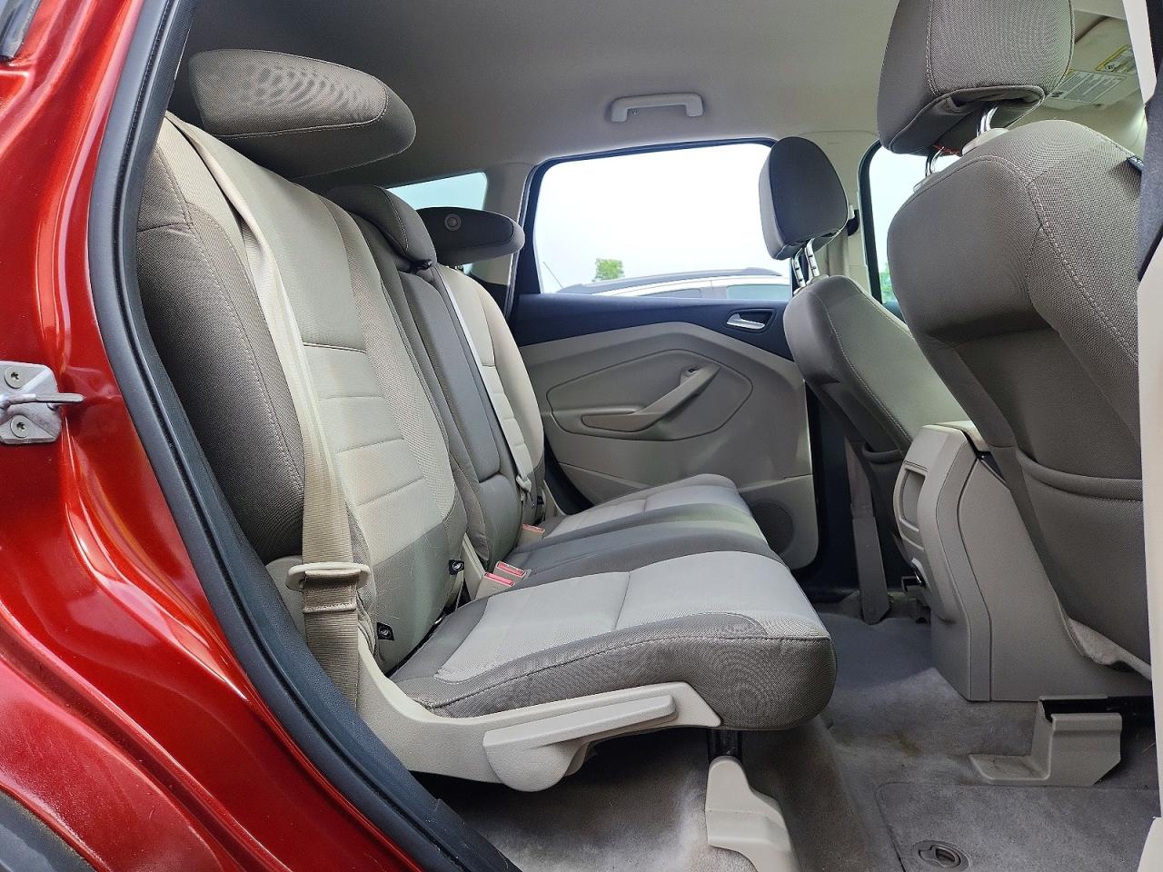2014 FORD ESCAPE SE photo 31