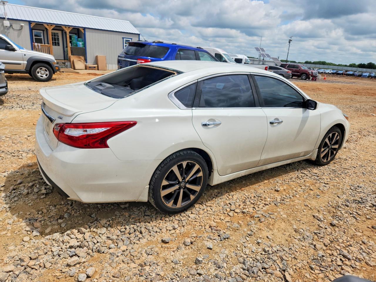 2016 NISSAN ALTIMA 2.5 SR photo 7