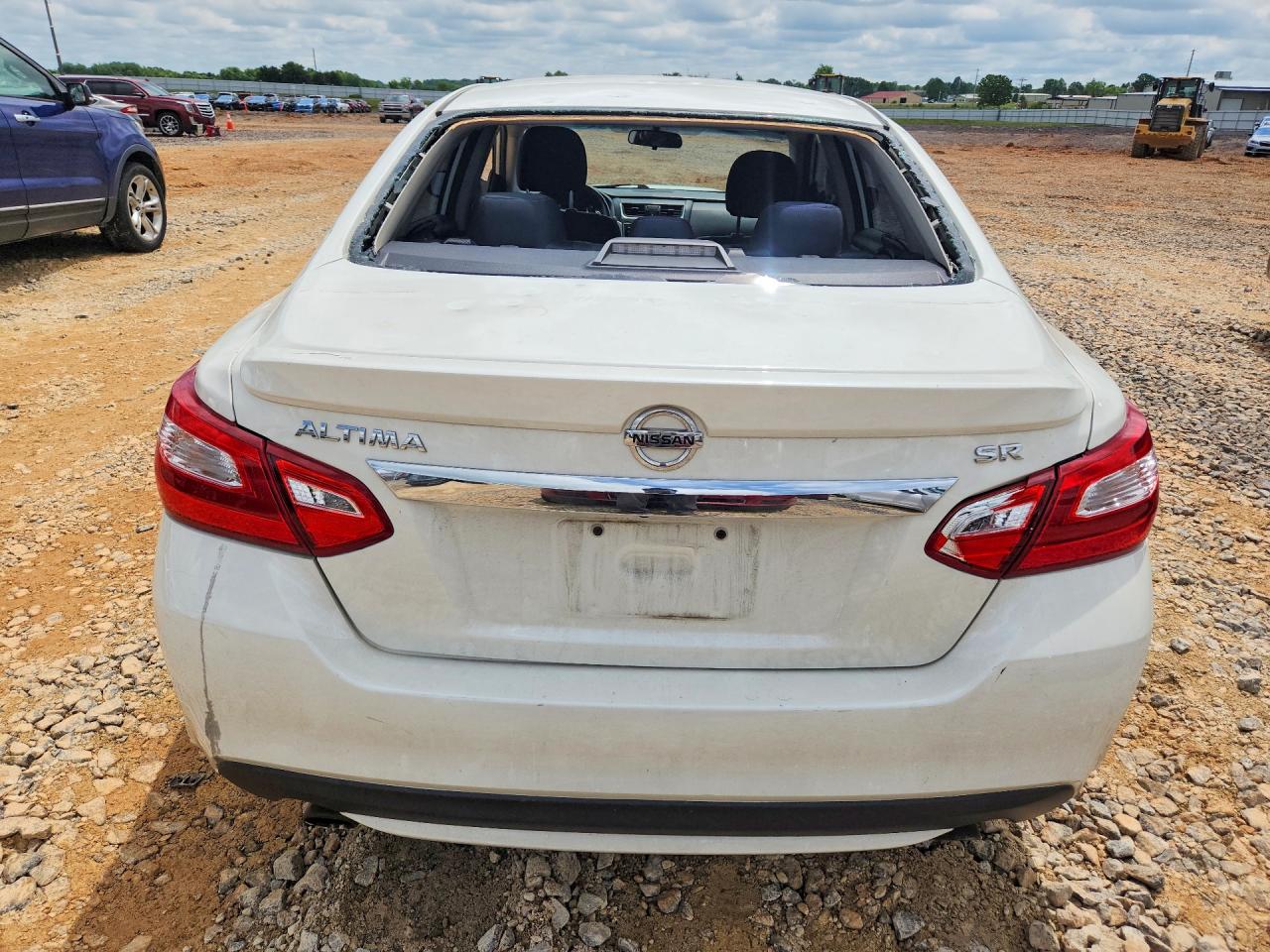 2016 NISSAN ALTIMA 2.5 SR photo 16