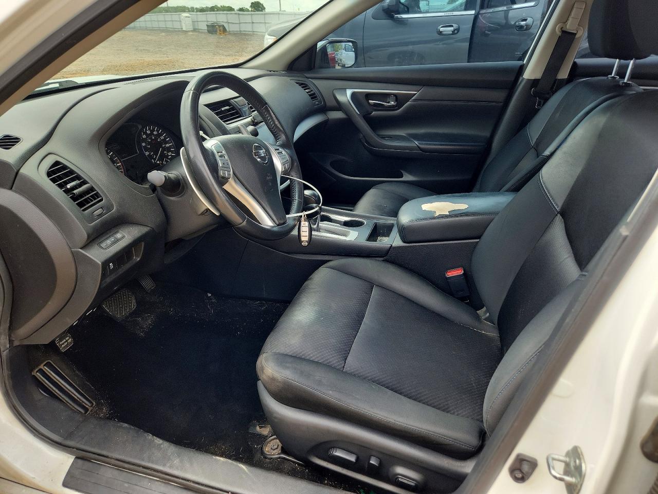 2016 NISSAN ALTIMA 2.5 SR photo 19