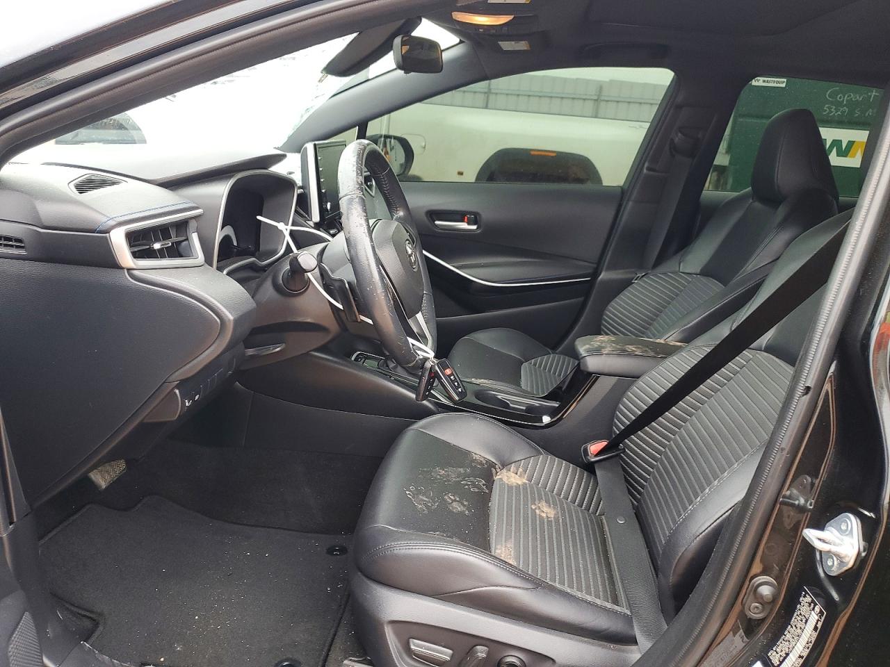 2020 TOYOTA COROLLA XSE photo 19