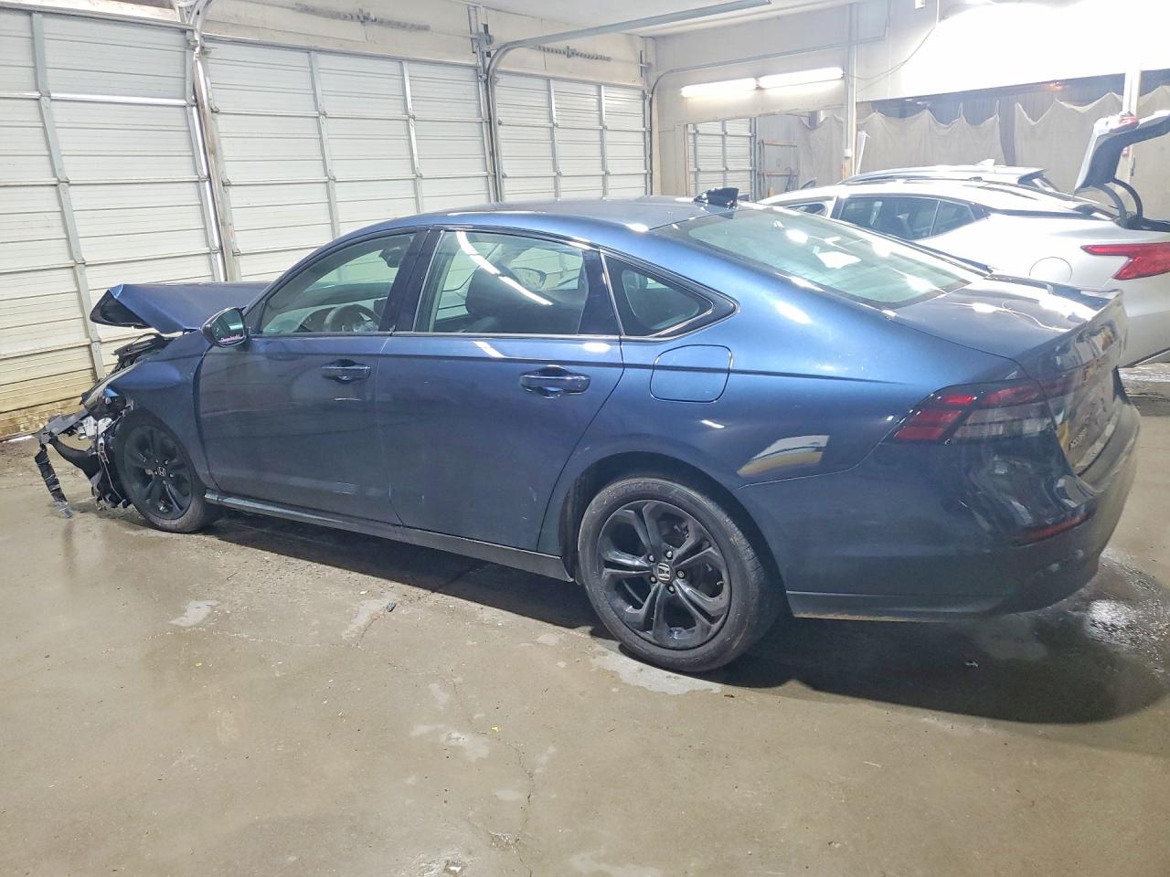 2025 HONDA ACCORD SE photo 3