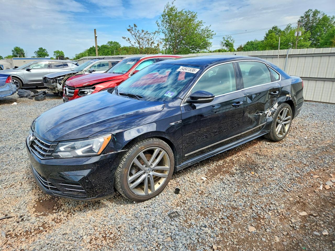 2017 VOLKSWAGEN PASSAT