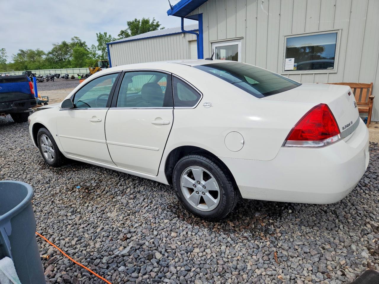 2007 CHEVROLET IMPALA LT photo 2