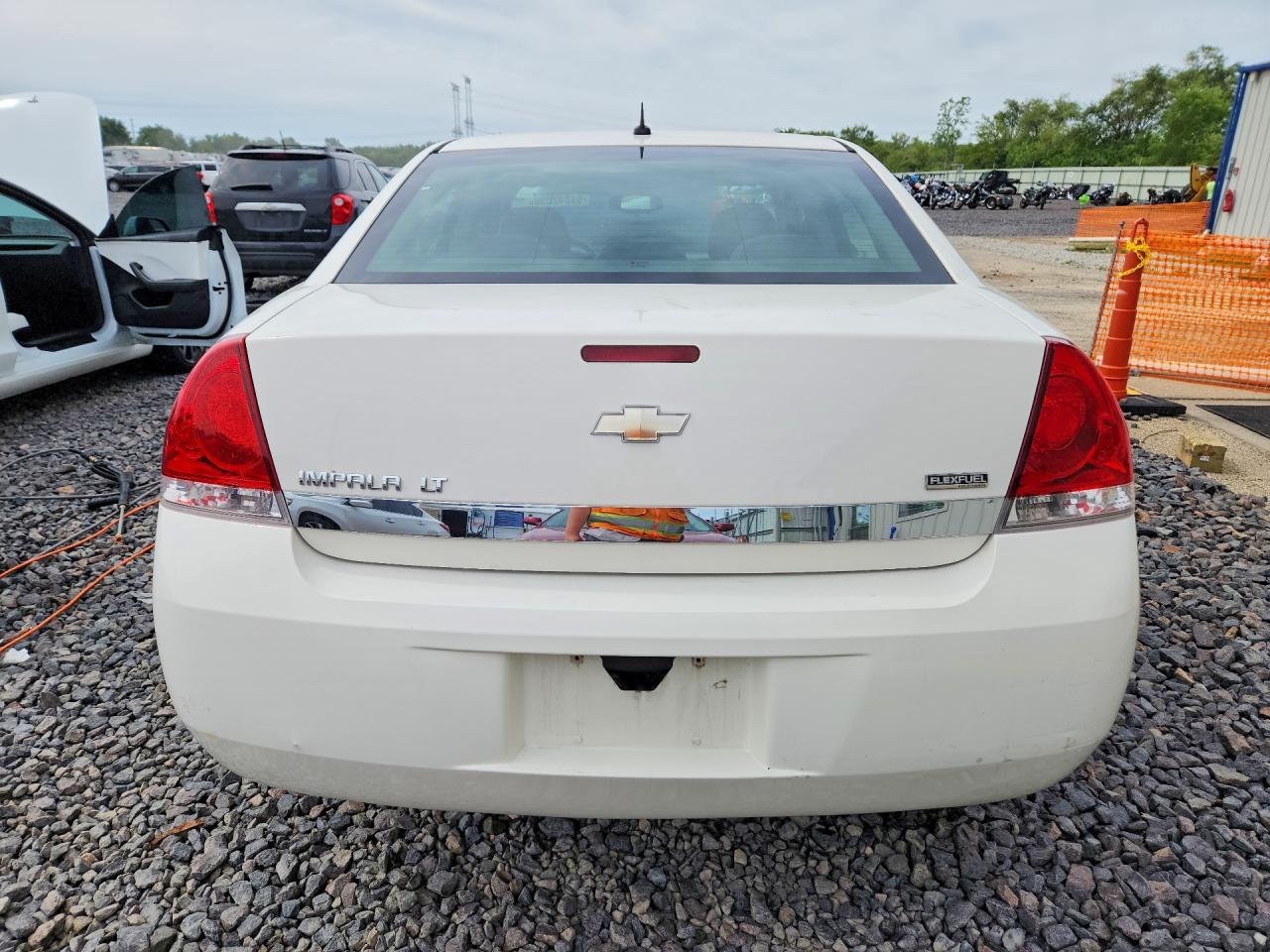 2007 CHEVROLET IMPALA LT photo 6