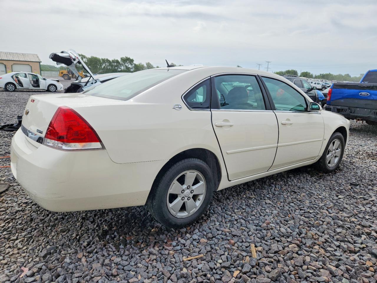 2007 CHEVROLET IMPALA LT photo 3