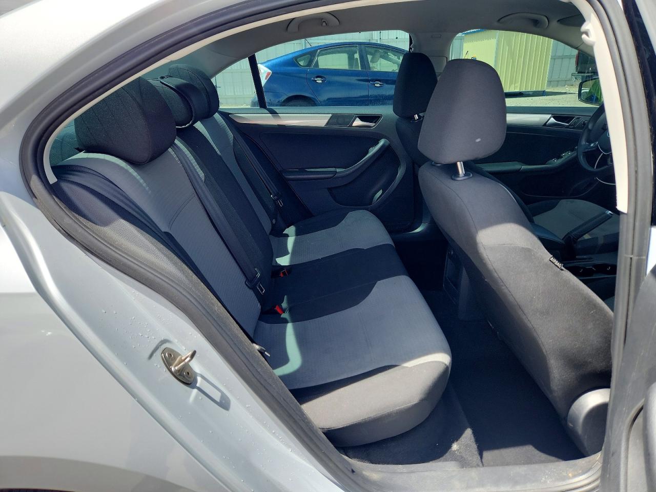 2017 VOLKSWAGEN JETTA S photo 10
