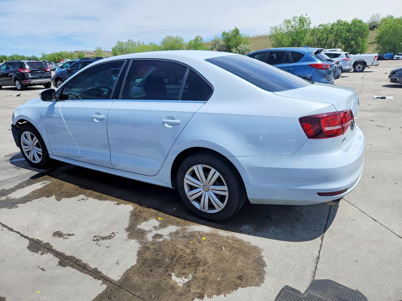2017 VOLKSWAGEN JETTA S photo 2