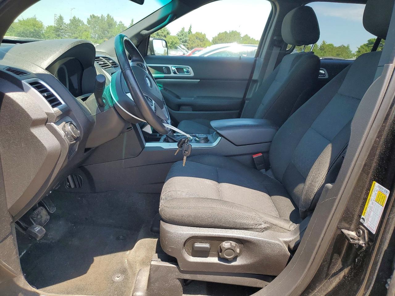 2015 FORD EXPLORER XLT photo 19