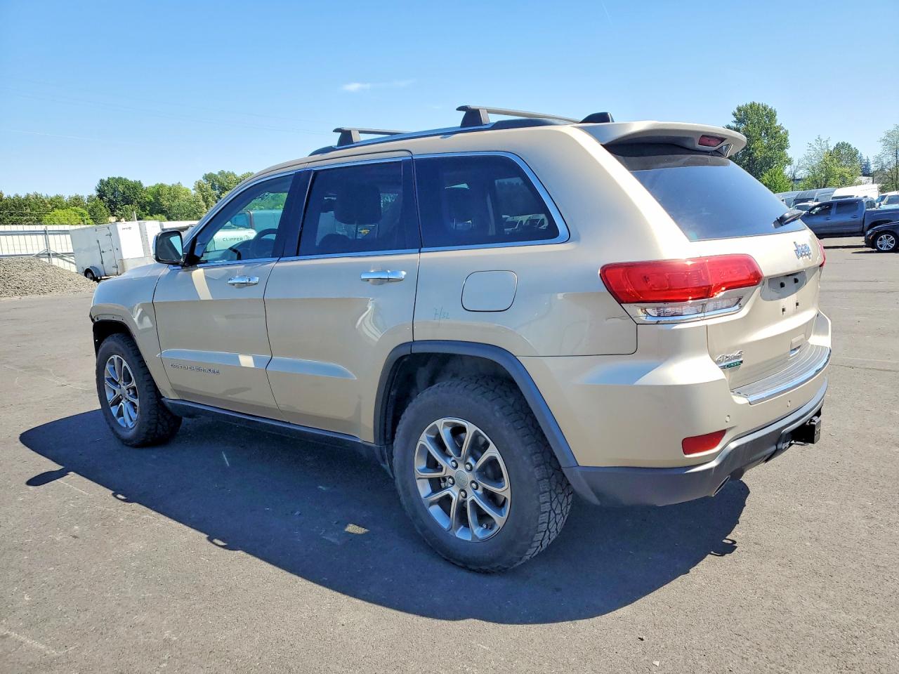2015 JEEP GRAND CHEROKEE LIMITED photo 3