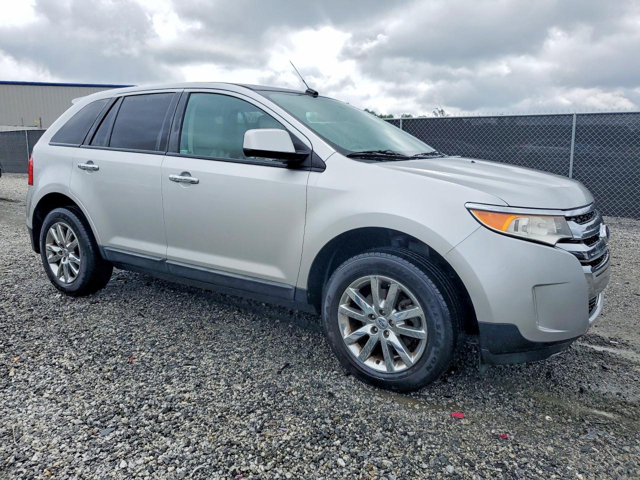 2011 FORD EDGE SEL photo 7