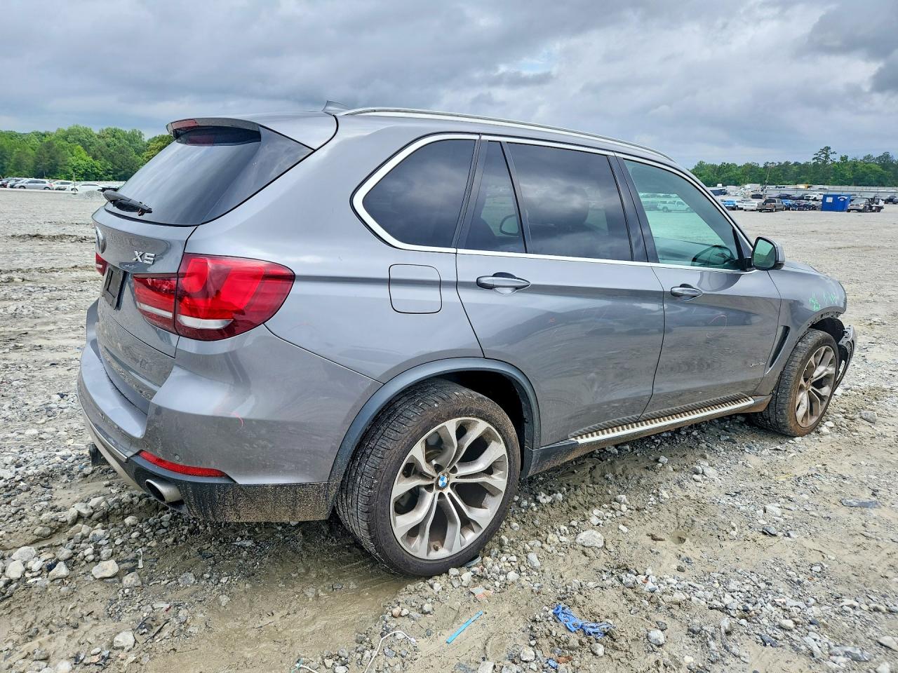2015 BMW X5 XDRIVE35I photo 5