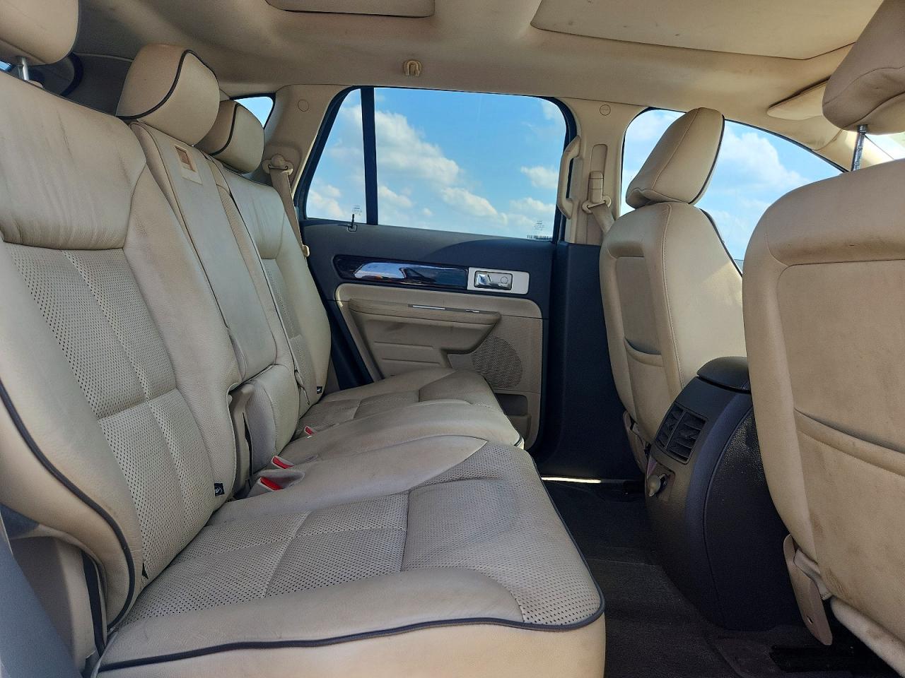 2010 LINCOLN MKX photo 31