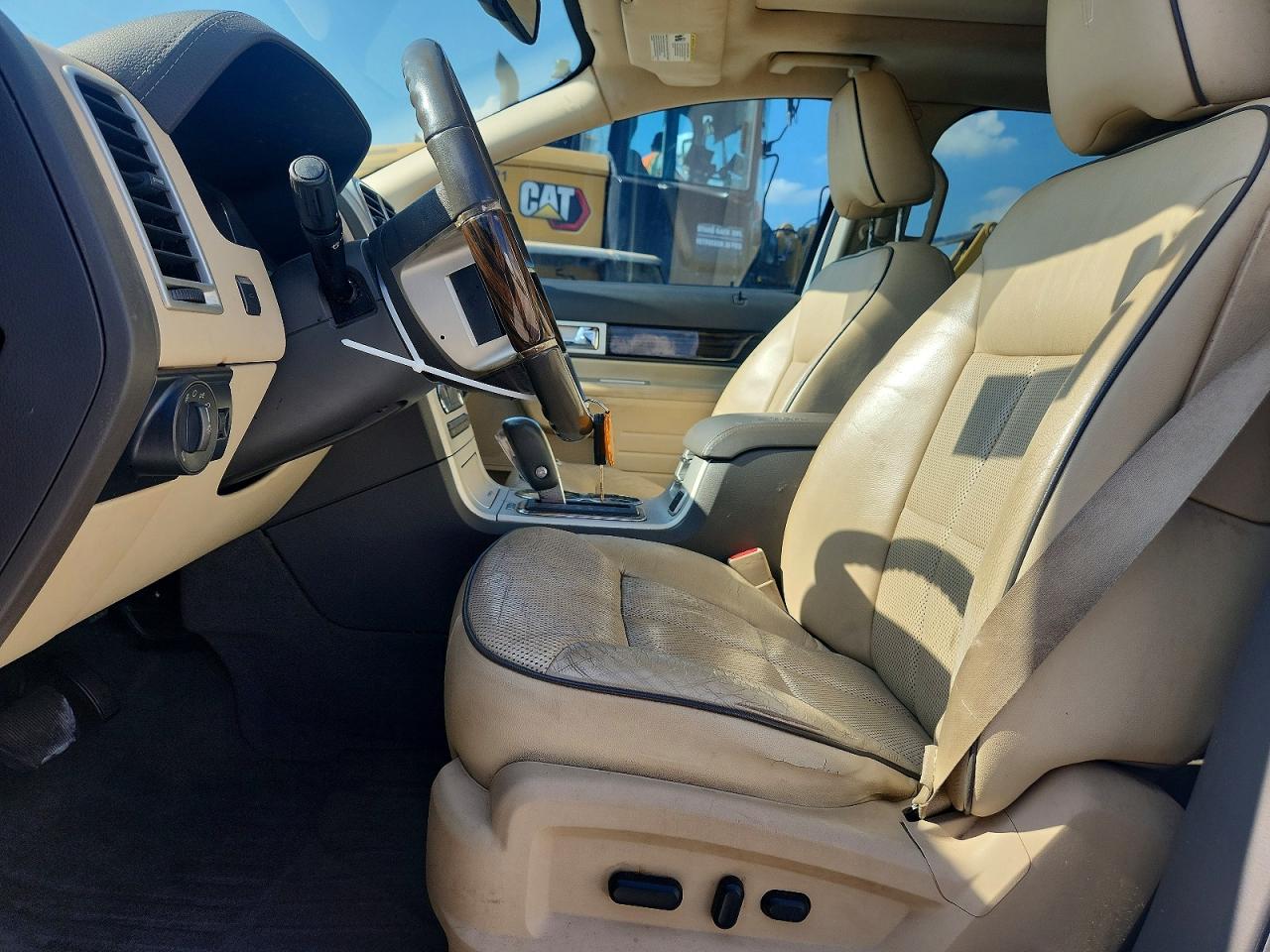 2010 LINCOLN MKX photo 19