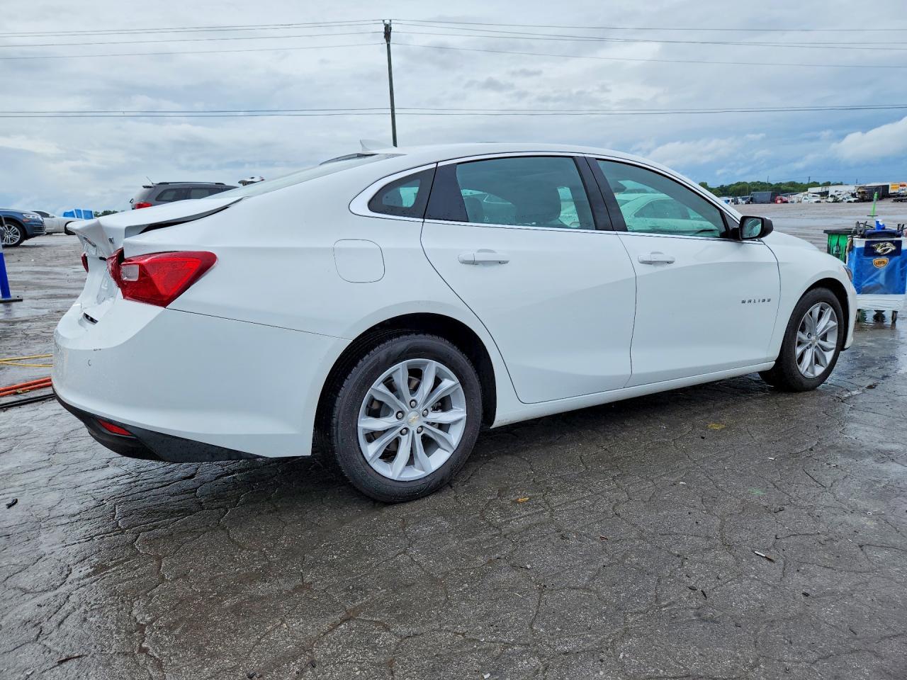 2024 CHEVROLET MALIBU LT photo 5