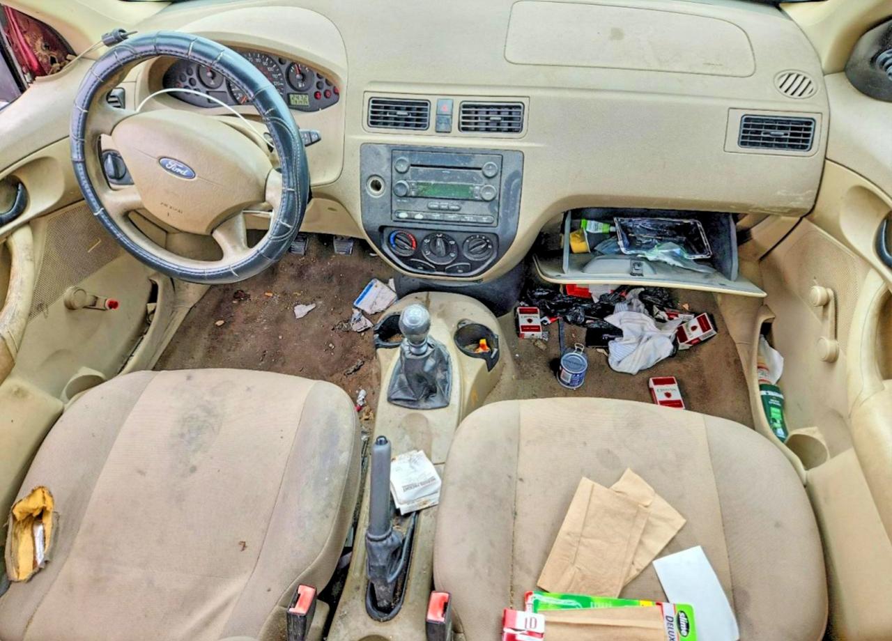 2006 FORD FOCUS ZX4 photo 8