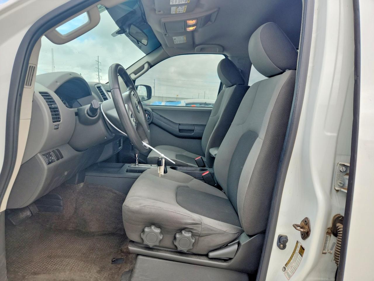2014 NISSAN XTERRA S photo 13