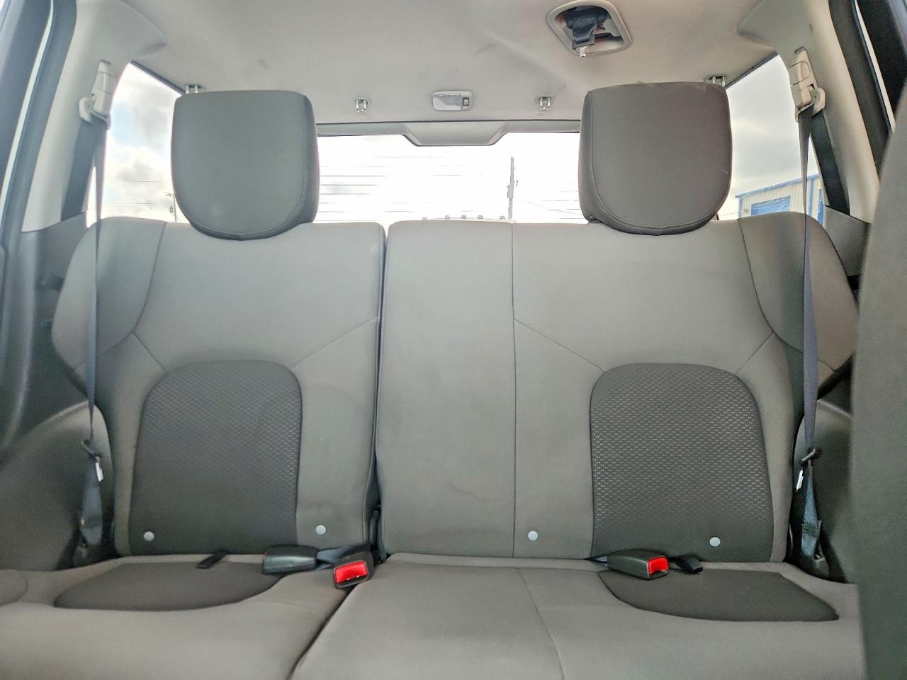 2014 NISSAN XTERRA S photo 19