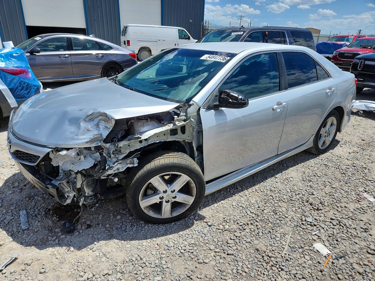 2013 TOYOTA CAMRY