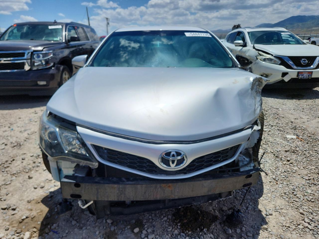 2013 TOYOTA CAMRY SE photo 13