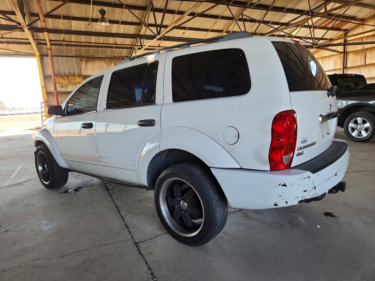 2005 DODGE DURANGO SLT photo 4