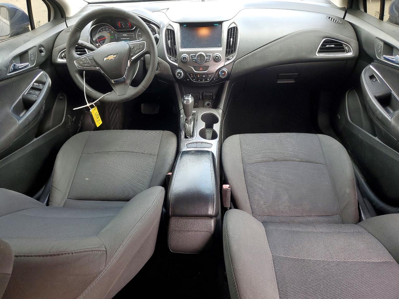 2017 CHEVROLET CRUZE LT photo 8