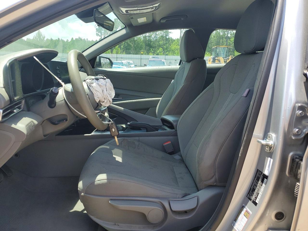 2021 HYUNDAI ELANTRA SE photo 13