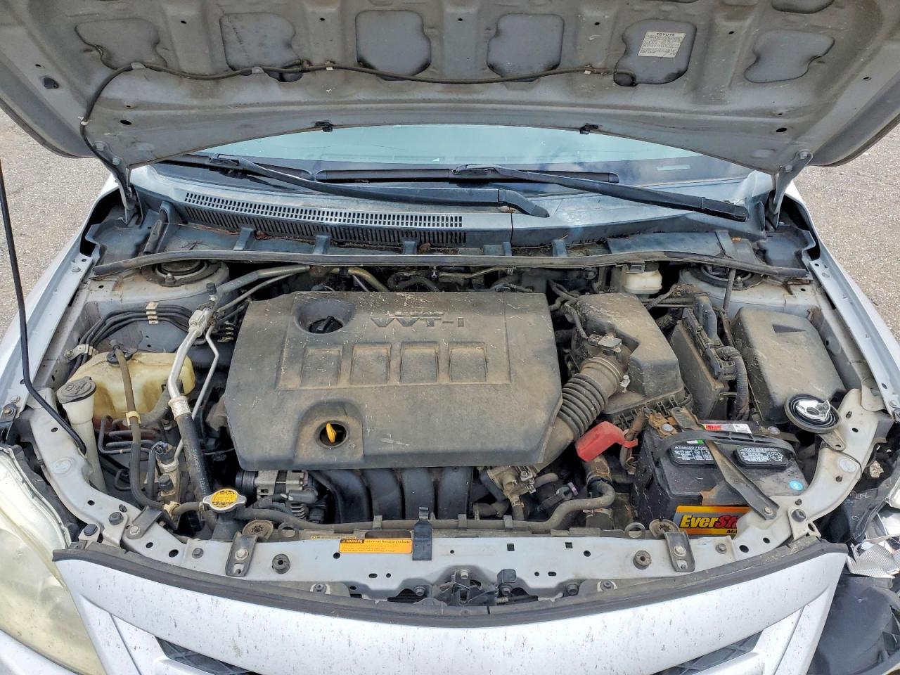 2012 TOYOTA COROLLA LE photo 11