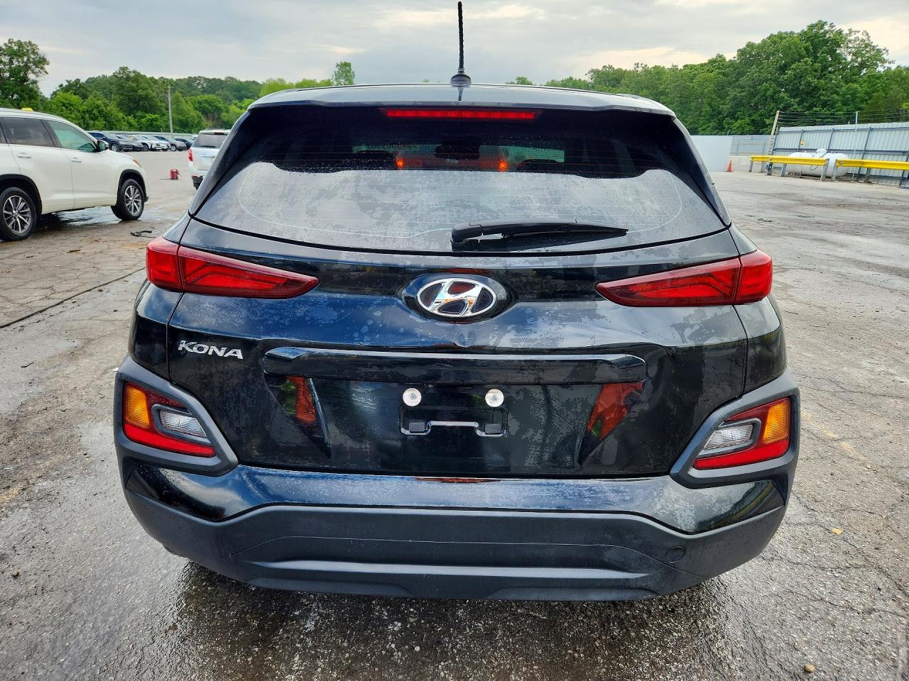2020 HYUNDAI KONA SE photo 16