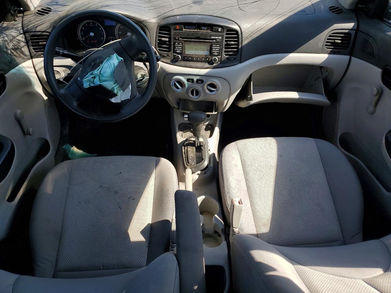 2011 HYUNDAI ACCENT GLS photo 22