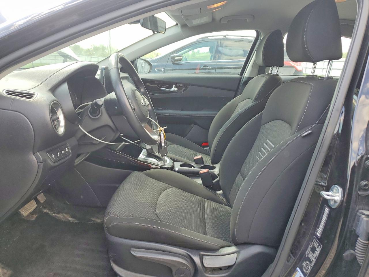 2021 KIA FORTE EX photo 7