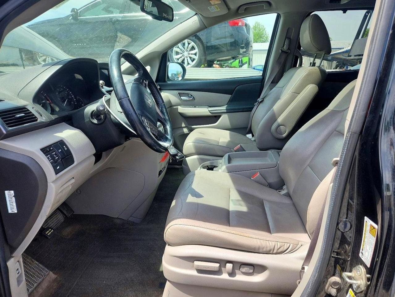 2014 HONDA ODYSSEY EXL photo 13