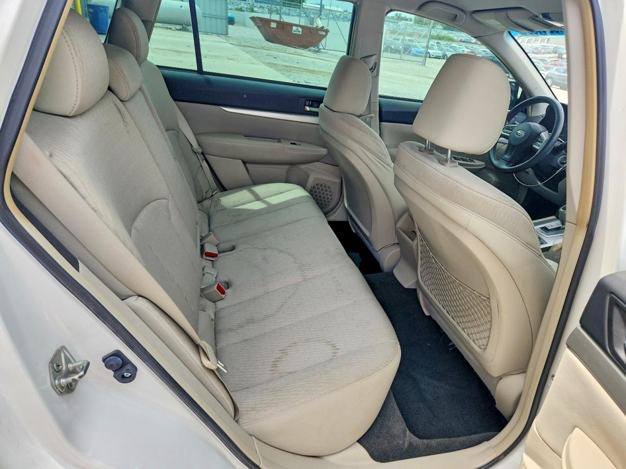 2012 SUBARU OUTBACK 2.5I photo 31