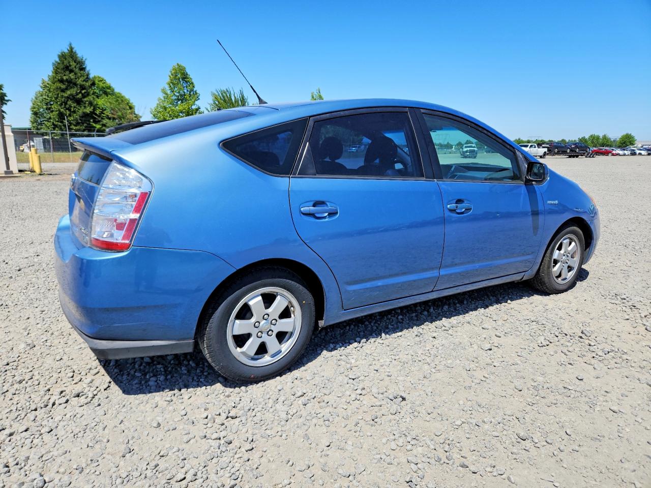 2007 TOYOTA PRIUS BASE photo 5