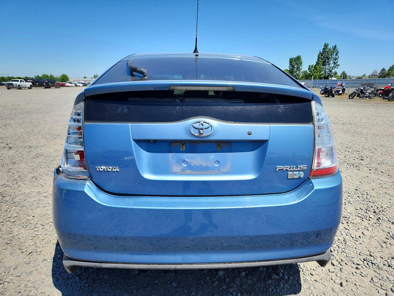 2007 TOYOTA PRIUS BASE photo 11