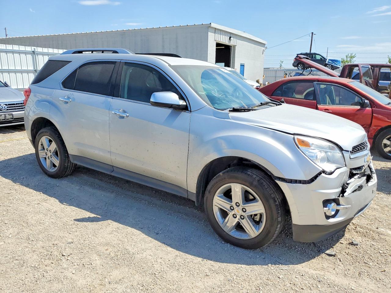 2015 CHEVROLET EQUINOX LTZ photo 4