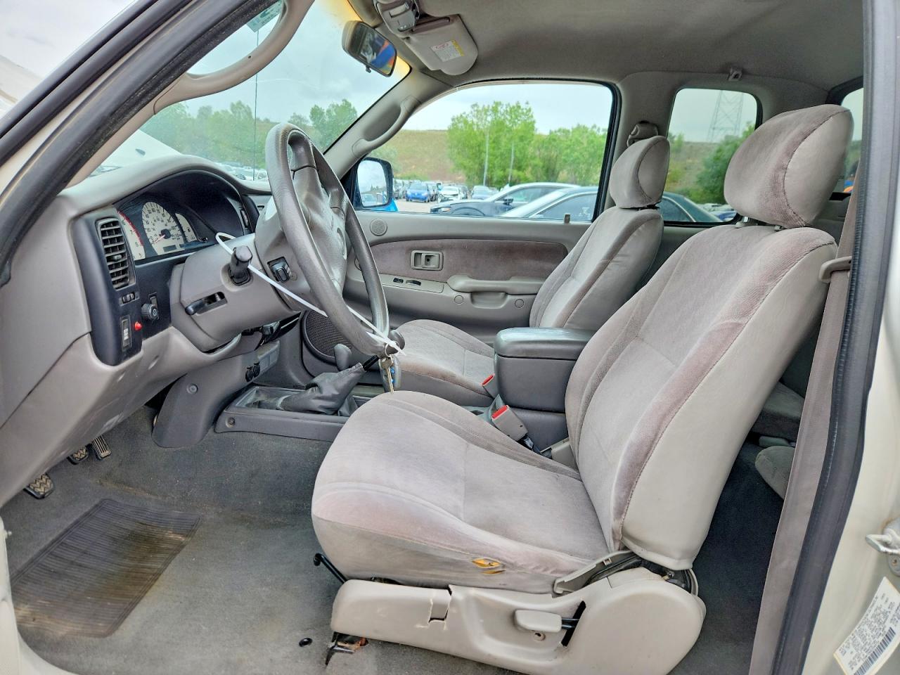 2002 TOYOTA TACOMA XTRACAB photo 7