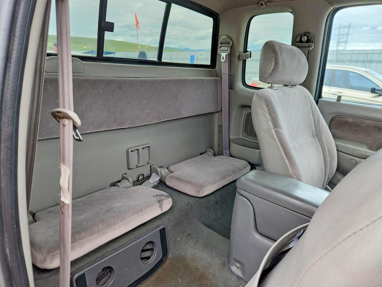 2002 TOYOTA TACOMA XTRACAB photo 10