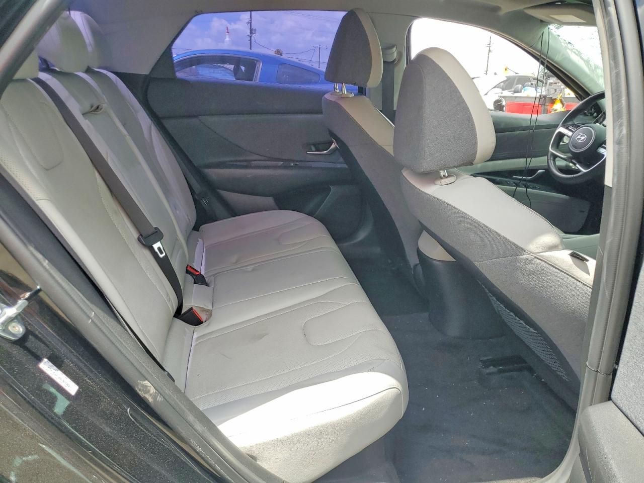 2023 HYUNDAI ELANTRA LIMITED photo 28