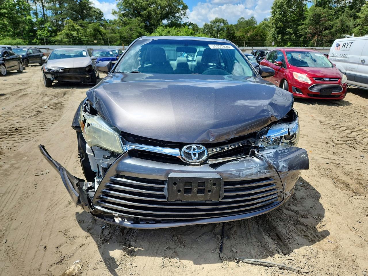 2016 TOYOTA CAMRY LE photo 9
